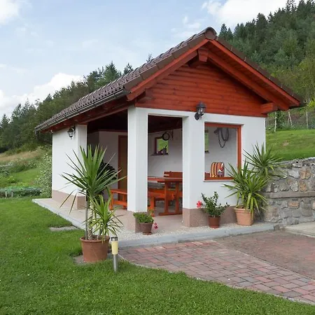 Prenocisca Jezero Gorenje Jezero