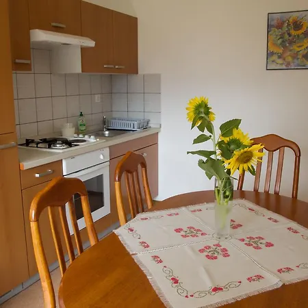 Apartamento Prenocisca Jezero